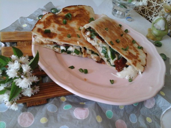 Csirkés quesadilla16