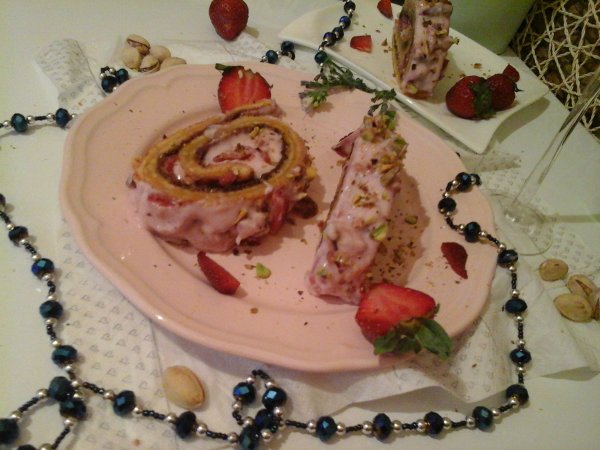 Joghurtos epres nutellás tekercs pisztáciával12