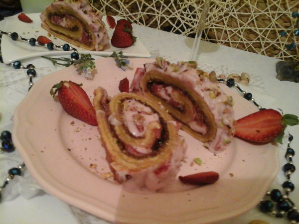 Joghurtos epres nutellás tekercs pisztáciával32