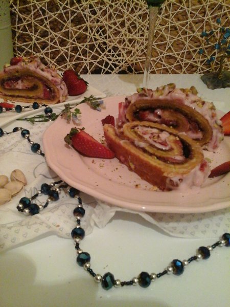 Joghurtos epres nutellás tekercs pisztáciával37