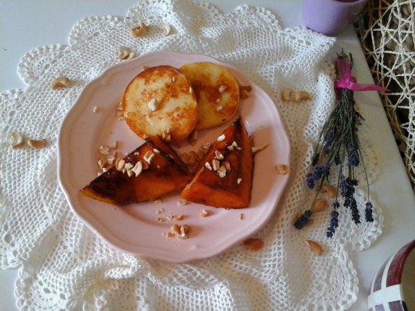 Grillezett sajt-mézes sárgadinnyével és kesudióval5