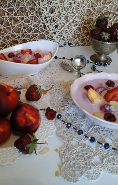 Vegyes hideg gyümölcsleves1