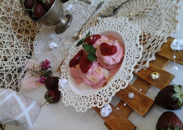 light házi eperfagylalt1