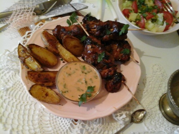 Mogyorós pulyka saslik-steak krumplival és mártogatóssal10