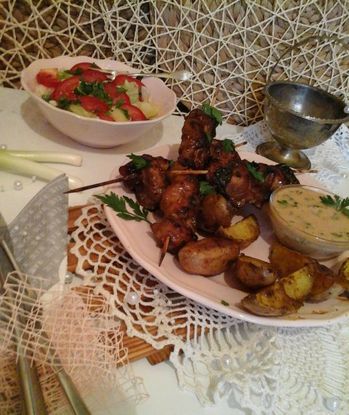 Mogyorós pulyka saslik-steak krumplival és mártogatóssal7