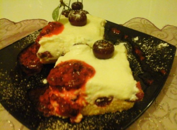 Meggyes mascarpone túrós szelet
