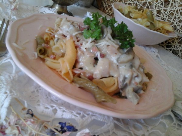 Marrakeshi gombás-sonkás-sajtos Torchietti tészta11