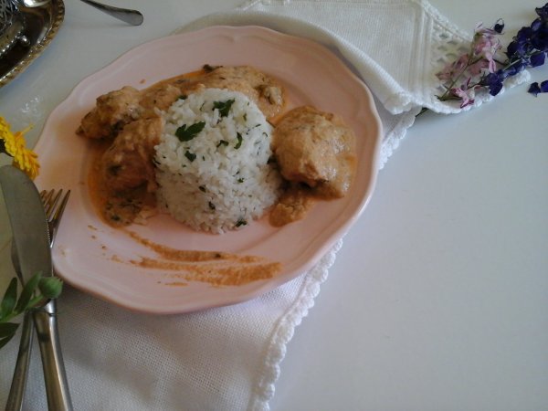 Mogyorós szószos pulyka falatok-petrezselymes jázmin rizzsel3