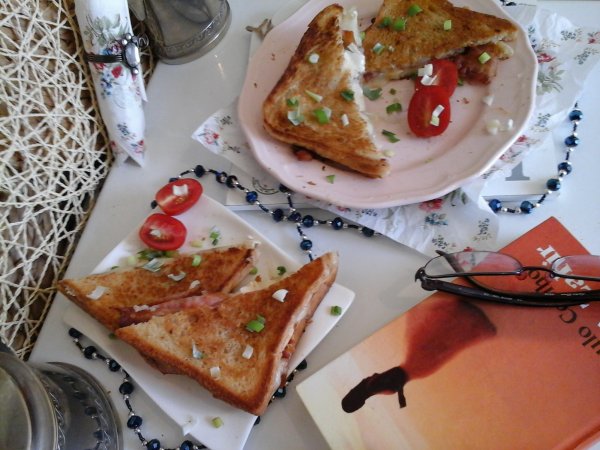 Pirított baconös sült szendvics-Brie sajttal3