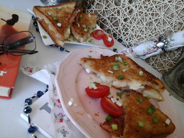 Pirított baconös sült szendvics-Brie sajttal6