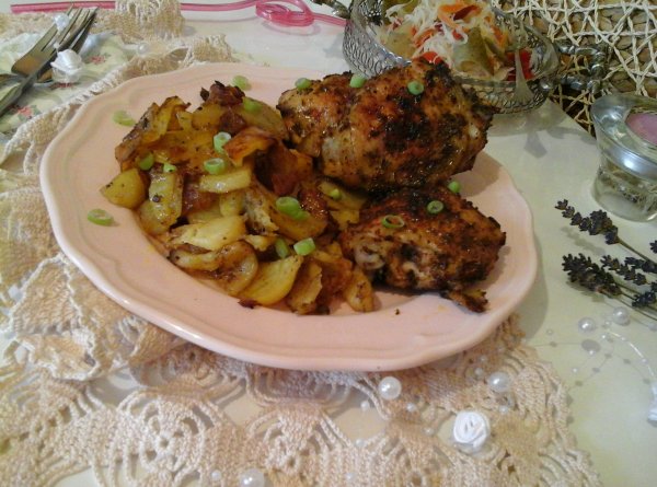 Thai sült csirkecombok-tepsis burgonyával és csalamádéval1
