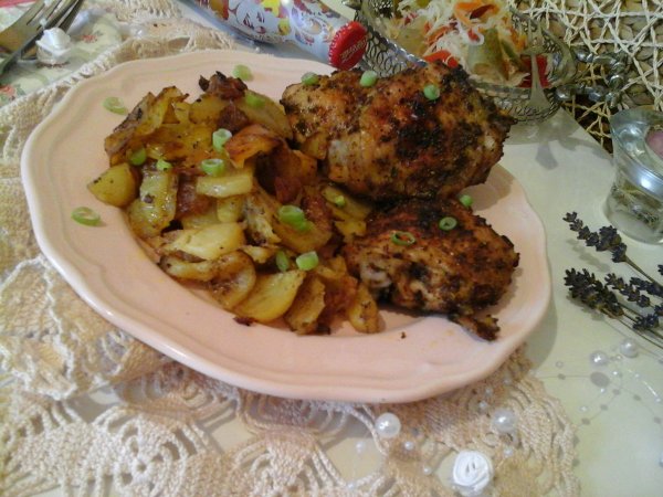 Thai sült csirkecombok-tepsis burgonyával és csalamádéval6