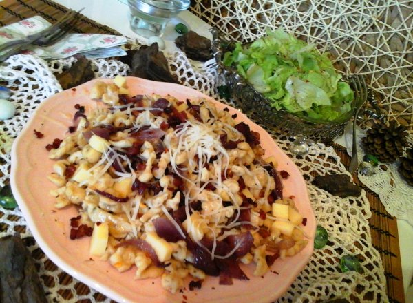 Dupla sajtos-baconös bajor spaetzle