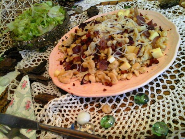 Dupla sajtos-baconös bajor spaetzle5