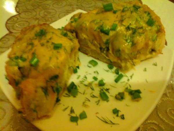 Ropogós fokhagymás két sajtos baguette1