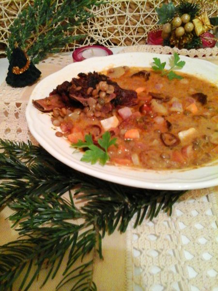 Tárkonyos parmezán sajtos lencseleves10