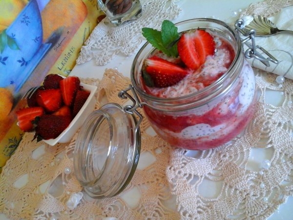 Epres-joghurtos chia mag puding1