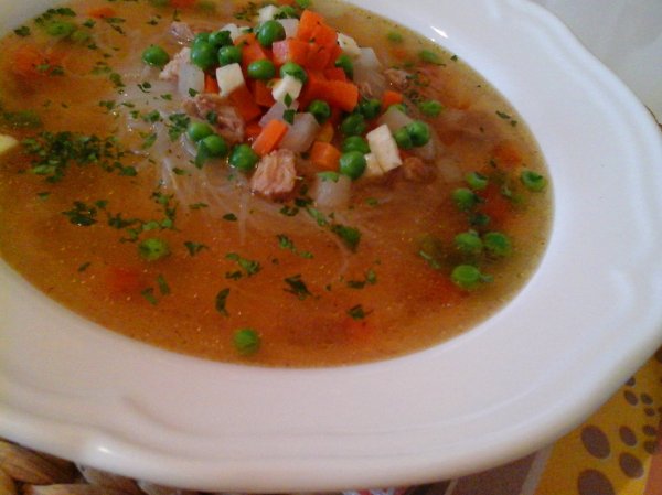 Gyömbéres jérceleves zöldséggel és rizstésztával6