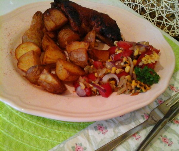 Sárgabarackos ropogós csirke-sült zöldség salátával és steak burgonyával4