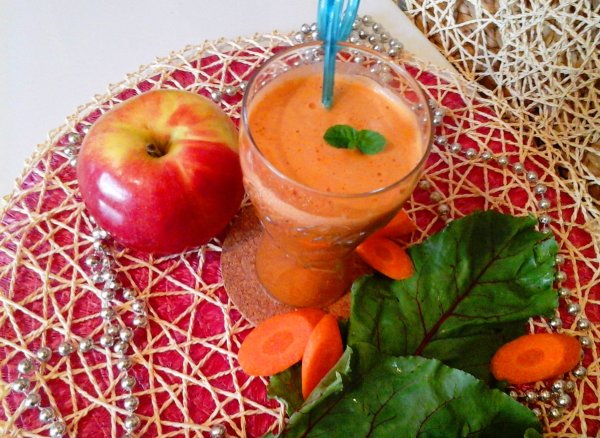 Almás-sárgarépás smoothie10