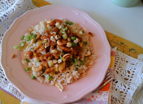 Édes-savanyú-csípős csirke-rizzsel és kesudióval6