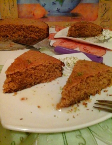 kokuszos-lime-torta-agave-sziruppal-es-tejszinhabbal4