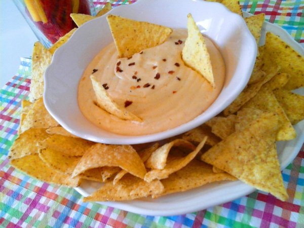 hazi-sajtszosz-nacossal-es-zoldsegekkel5