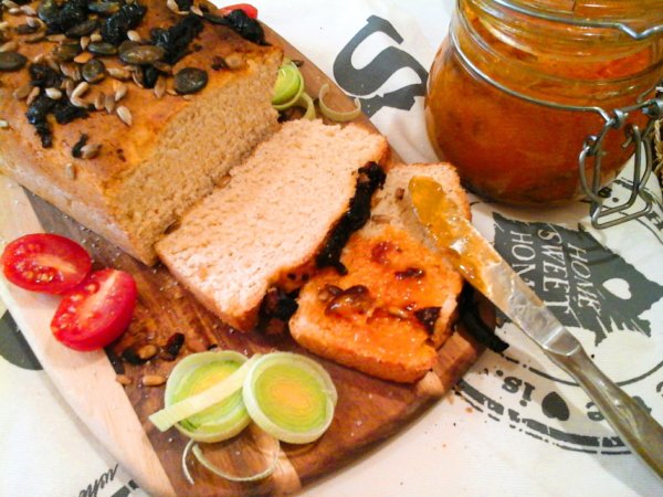 glutenmentes-szeretet-kenyer-chilis-hagymas-kokuszzsirral5