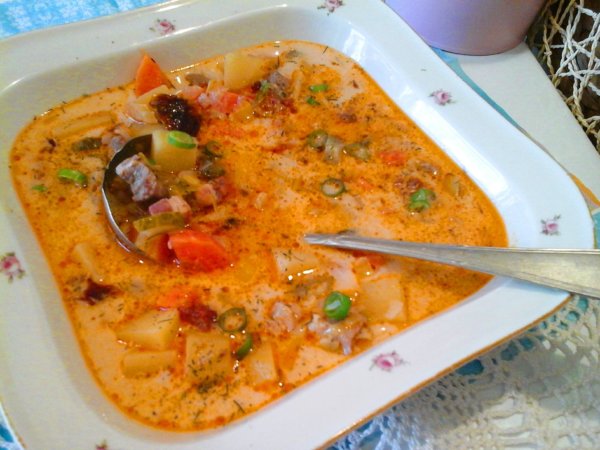 kapros-tejszines-savanykas-burgonyaleves-gazdagon